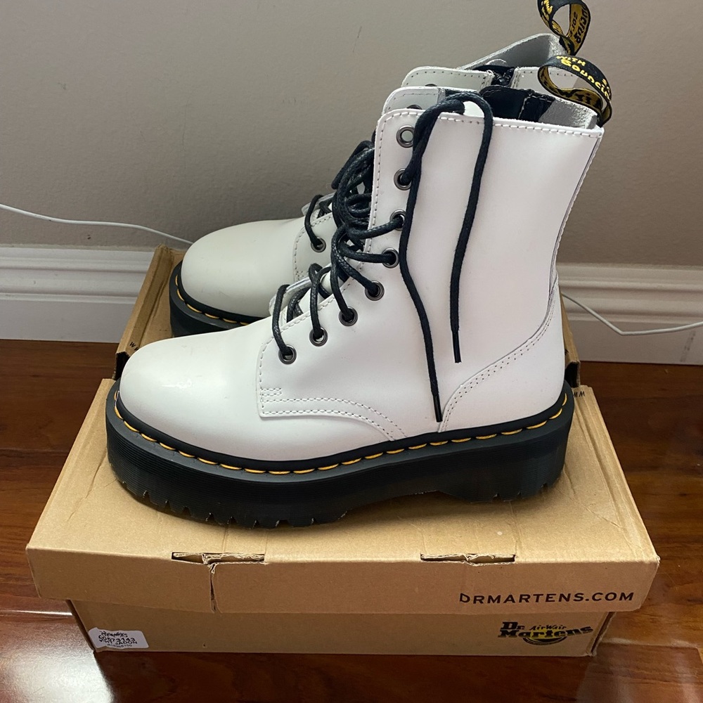 Dr Martens Jadon Boots